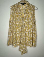 Cynthia Steffe Yellow White Floral Top Size Medium