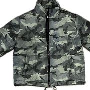 Forever 21 Puffer Jacket Camo L