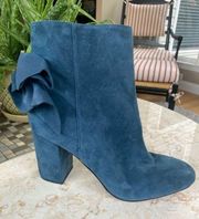 Avec Les Filles size 10 like new condition blue navy suede heeled boots