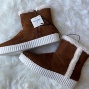 NWT Women’s Arizona Suede Boots