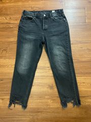 Mid Rise Black Frayed Ankle Jeans Sz 29