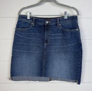 Banana Republic Womens Denim Skirt Raw Hem Size 8