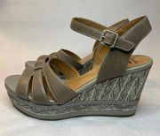 Clarks Colection Zia Wedge Sandals Taupe Grey Leather Women’s 8.5W