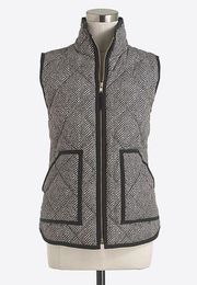 J. Crew Grey Black Quilted Puffer Vest Zip Up Size Medium 60% Down Filled