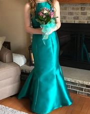 *price negotiable* Jade 2-Piece Mermaid Prom Dress