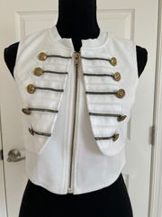 Cropped vest