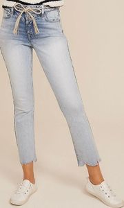 New with tags: High Rise Belted Ankle Jean