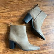 Old Navy pointed toe boots size 10