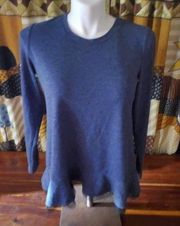 Logo lounge size medium gray top bust 40 inches length 27 inches sleeves 21 in