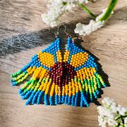 Handmade NEW Artisan Crafted Sunflower Beaded Earrings