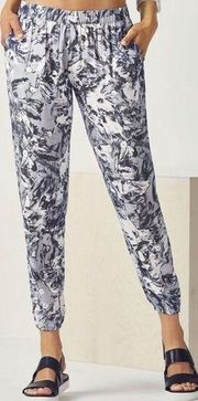 Fabletics Emily Grey & White Marble Print Joggers Pants