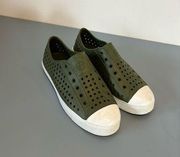 Seven7 womens slip on shoes size 42 green perforated