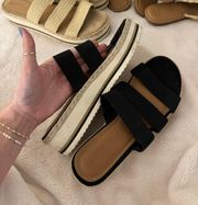 Universal Thread Platform Sandals