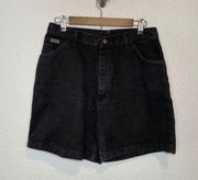 Wrangler | Vintage High-Waisted Black Shorts