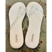 NWOT Esprit Party-E white with clear straps thong sandals in size 8.5