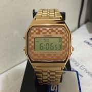 Casio gold tone classic unisex style digital new