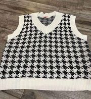 C+D+M Checkered Vest Size Large