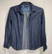 Uniqlo Blue Jean Button Shirt in Size Small