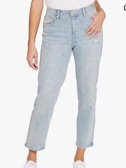 Seven7 Light Wash Girlfriend Cropped Jeans. Size 8.