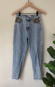 100% Cotton Animal Print Pocket Raw Hem Jeans Light Wash Button 2