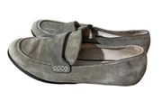 Pour La Victoire Womens Gray Suede Slip On Loafers Size 7.5