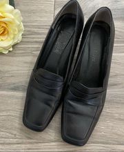 Karen Scott classic black loafers size 7.5