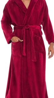 Women’s Robe (brand new in package- color- burgundy)