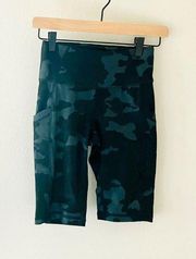 NWT Prana Electa Shorts II 10 Black Camo in Size XS