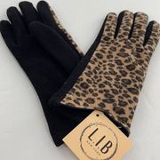 NWT L.I.B New York gloves. Super stretchy Leopard print.