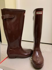 Hunter Tall Burgundy Rain Boots