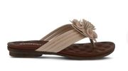 Patrizia Cattara Sandals Beige Size 6 NWT $60.00