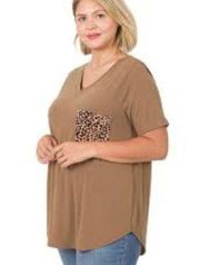 Zenana Women’s Soft Mocha Brown V-Neck Top With Animal Print Pocket NWT …