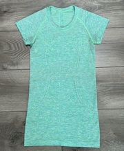 Lululemon Swiftly Tech Seamless Green Short Sleeve Tee Shirt Size 2