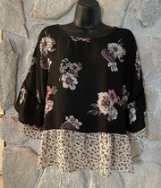 Eyeshadow Black And White Floral Print Blouse With Bell Sleeves-Size Medium