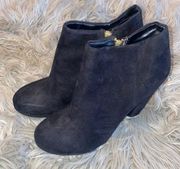 Velvet zip up heeled booties