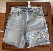 NWT  Denim Baggy Short size 6