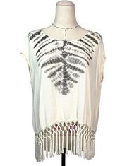 Chelsea & Violet White Fringe Hem Short Sleeve Back Button Top Blouse Size S