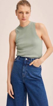 Sleeveless Top