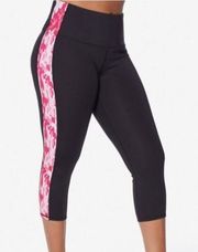 Ruby Ribbon Camo Inset Stripe Cropped Leggings