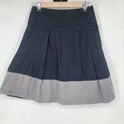 Vince Size 2 Pleated A Line Skirt Navy Blue Gray Color Block Stretch Above Knee