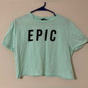 Cropped T-shirt . Size : Medium. Pastel green.