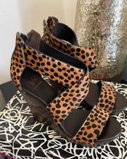 Wedges Leopard Print