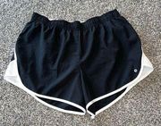 athletic running shorts size large