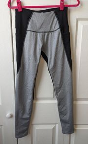 Apana Capri leggings active wear small 