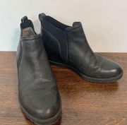 Naturalizer Women's Darena Leather Round Toe Wedge Heel Bootie Black Size 7M