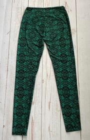 - Green & Black One Size Leggings