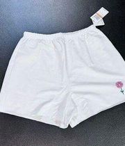 Rebellious One Juniors' Flower Embroidered Shorts White Size Small NWT P1-81