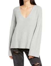 Treasure & Bond Gray Wool Blend V-neck Rib Stitch Pullover Sweater