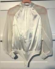 Abercrombie & Fitch NWT  Women Ivory Satin Mesh Long Sleeve Bodysuit, Small