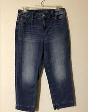 Women, Capri jeans with people. By cheekbones. Size 0.